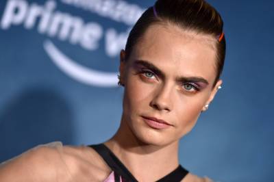 Cara Delevingne Takes Fans Inside Her Fun-Filled L.A. Home Featuring A ‘Vagina Tunnel,’ A Ball Pit And More - etcanada.com - Los Angeles