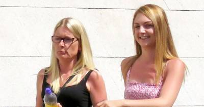 Mum and daughter who dealt drugs from BMW caught smiling after being spared jail - www.manchestereveningnews.co.uk - Manchester