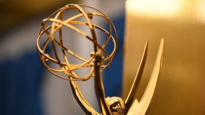 Emmy Rule Change Will Allow Actors and Actresses to Be Recognized as 'Performer' - www.etonline.com