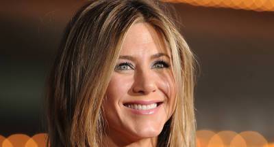 Jennifer Aniston Reveals If She's on Dating Apps & What She's Looking For in a Partner - www.justjared.com