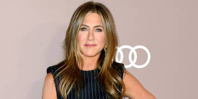Jennifer Aniston Reveals One Male Guest Star on 'Friends' Was Rude - www.justjared.com