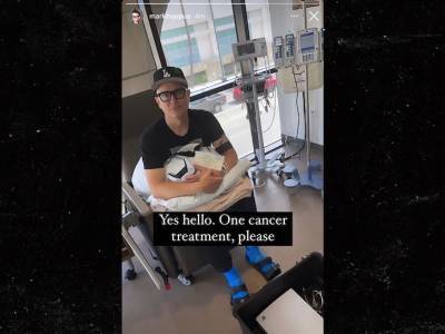 Blink-182 Bassist Mark Hoppus Reveals He Has Cancer, Is On Chemo - deadline.com