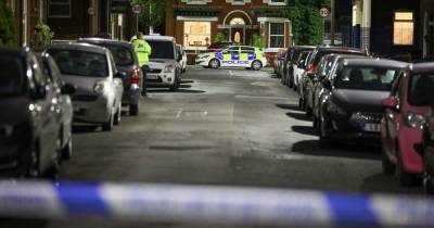 Men 'with machetes' seen on street as teenager is seriously injured - police have now launched an appeal - www.manchestereveningnews.co.uk