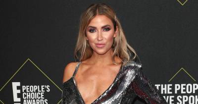 Kaitlyn Bristowe Claps Back After Commenter Accuses Her of Not Wearing Her Engagement Ring - www.usmagazine.com