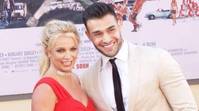 Britney Spears and Sam Asghari Feel Like a 'Couple With a Curfew' Under Her Conservatorship, Source Says - www.etonline.com