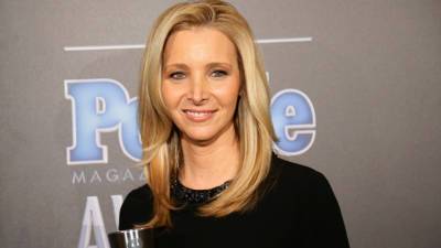 'Friends' alum Lisa Kudrow says she was fired from 'Frasier' before landing iconic role: It 'wasn’t working' - www.foxnews.com
