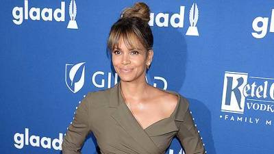 Halle Berry Glows In Sunlit Selfies As BF Van Hunt Gushes Over Her ‘Beauty’ ‘Intelligence’ - hollywoodlife.com