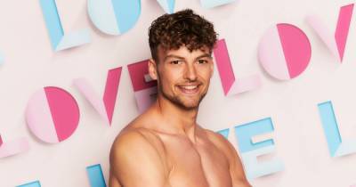 Love Island's first disabled star wants to show people with disabilities have 'right to find love' - www.manchestereveningnews.co.uk
