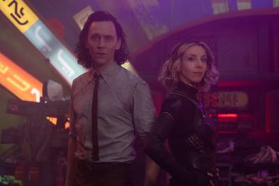 ‘Loki’ Fans Given Sneak Peek Of Next 3 Episodes In Mid-Season Teaser Clip - etcanada.com