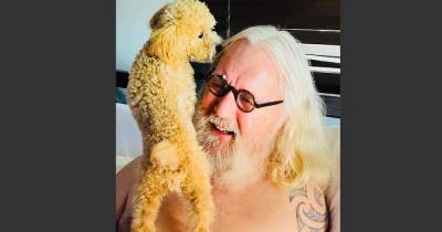Sir Billy Connolly shares adorable snap with his dog in rare Facebook post - www.dailyrecord.co.uk
