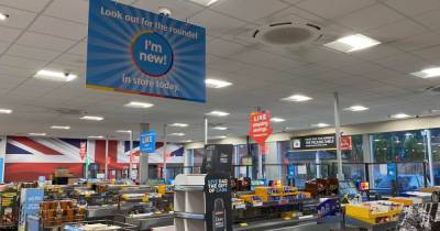Aldi shoppers at war over 'annoying' checkout update - www.manchestereveningnews.co.uk - Britain