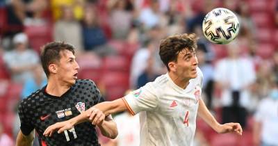Manchester United target Pau Torres leaves fans with one transfer demand after Spain win - www.manchestereveningnews.co.uk - Spain - Manchester - Croatia