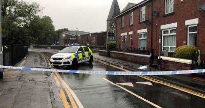 'It all seemed to go mad': Residents speak of shock after man injured in stabbing in Bolton - www.manchestereveningnews.co.uk