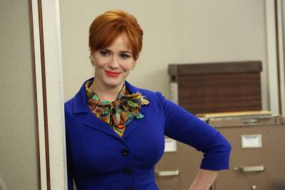 Christina Hendricks Says Critics Only ‘Wanted To Ask Me About My Bra’ During Early ‘Mad Men’ Days - etcanada.com