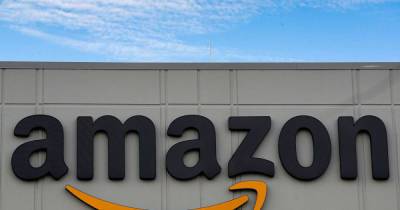 Amazon scoops up exclusive rights to celebrity podcast 'SmartLess' - www.msn.com - county Hayes