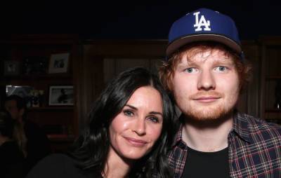 Ed Sheeran plays the same prank on Courtney Cox every time he visits her house - www.nme.com