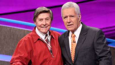 Johnny Gilbert, the voice of 'Jeopardy!', keeps going at 92 - abcnews.go.com - Los Angeles