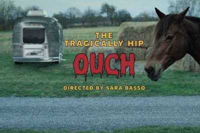 Jay Baruchel, Rick Mercer Star In New Tragically Hip Music Video ‘Ouch’ - etcanada.com