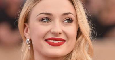 Sophie Turner hints she is bisexual in cryptic post - www.msn.com