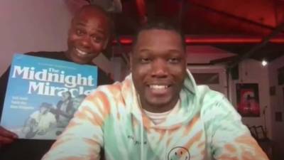 Dave Chappelle Hijacks Michael Che’s Kimmel Interview to Plug His Podcast (Video) - thewrap.com - Ohio