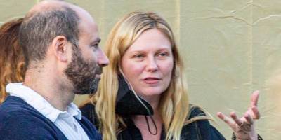 Kirsten Dunst Steps Out for Dinner with Friends in Studio City - www.justjared.com - city Studio - city Fargo