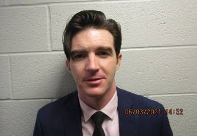 Drake Bell Arrested! Charged With Crimes Against Children -- WTF?! - perezhilton.com - Spain - Mexico - Ohio - county Cuyahoga