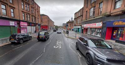 Man hospitalised after broad-daylight assault as cops cordon off Scots road - www.dailyrecord.co.uk - Scotland