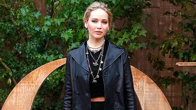 Jennifer Lawrence Goes Makeup-Free As She Returns To Work On ‘Red, White Water’ Set - hollywoodlife.com - New Orleans