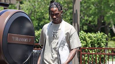Travis Scott Runs Through A Red Light Stop Sign On His Way To Pick Up Stormi — Watch - hollywoodlife.com - Beverly Hills - county Canyon