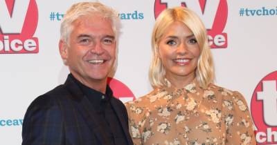 Phillip Schofield likens talks with Holly Willoughby about his sexuality to therapy - www.ok.co.uk