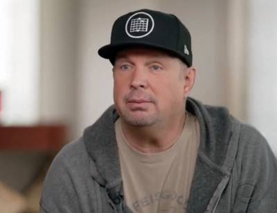Garth Brooks Admits He Was ‘Scared To Death’ When He Returned To The Stage After 14-Year Hiatus - etcanada.com