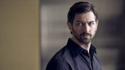 ‘The Flight Attendant’s Michiel Huisman Talks Playing Dead And The “Departure” We Can Expect In Season 2: “It Will Be A New Adventure” - deadline.com - Netherlands
