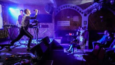 AP PHOTOS: Return of live music to London inspires artists - abcnews.go.com - county Jack