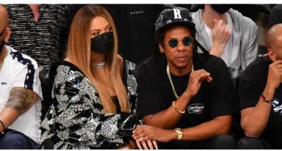 PHOTOS: Beyonce and Jay-Z put up a stylish display at NBA game date night - www.pinkvilla.com - New York - county York - county Bucks