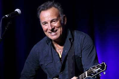Bruce Springsteen returning to Broadway this month - nypost.com - parish St. James