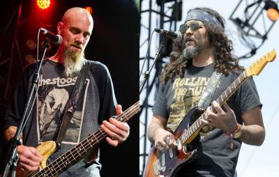 Former Kyuss and QOTSA members share new song as Stöner, ‘Rad Stays Rad’ - www.nme.com