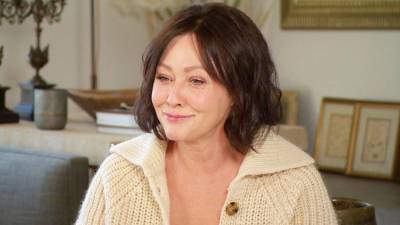 Shannen Doherty Goes Makeup-Free in New Selfie, Slams Hollywood's Botox Obsession - www.etonline.com