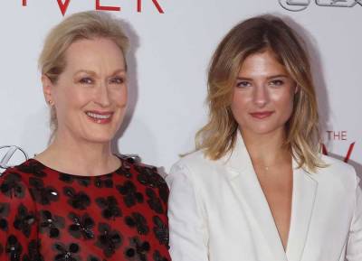 It’s official! Meryl Streep’s daughter Grace Gummer is engaged to Mark Ronson - evoke.ie - London - USA
