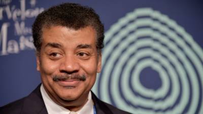Neil DeGrasse Tyson Supports Jeff Bezos Going to Space: ‘It’s Just the Kind of Testing I Would Want to Happen’ - thewrap.com