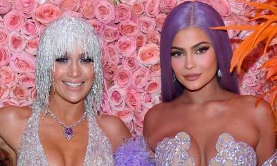 Jennifer Lopez sent Kylie Jenner the best summer gift - and we want it too - hellomagazine.com - USA