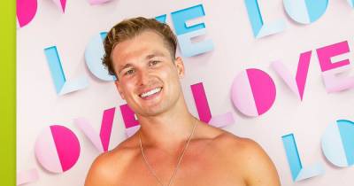Love Island introduces bombshells Chuggs and Liam as they prepare to shake up the villa - www.ok.co.uk