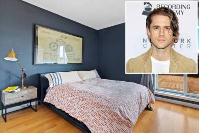 Broadway actor Aaron Tveit sells NYC penthouse for less than he paid - nypost.com - city Vancouver
