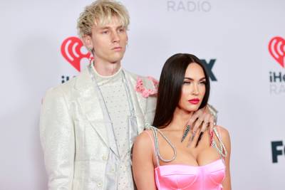 Megan Fox Talks Bisexuality And Says Machine Gun Kelly ‘Would Survive’ If She Dated Angelina Jolie - etcanada.com