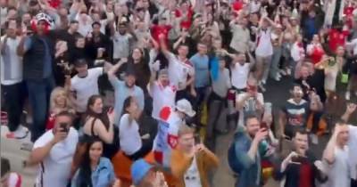 Adam Thomas has just shared a view of the crowds in Manchester ahead of England game and it’s astonishing - www.manchestereveningnews.co.uk - Italy - Manchester - county Barton