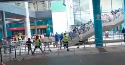 Wembley crowd trouble as England fans try to storm stadium ahead of Euro 2020 final - www.manchestereveningnews.co.uk - Italy - Birmingham
