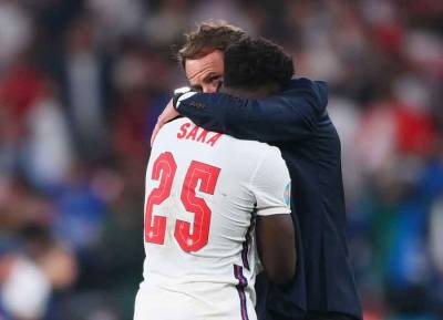 England manager joins Prince William to brand racist abuse of players ‘unforgivable’ - evoke.ie - Italy - Sancho
