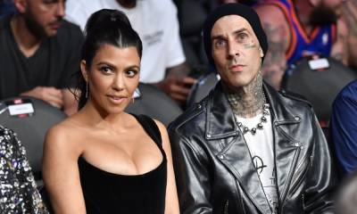 Kourtney Kardashian and Travis Barker’s vampiresque kiss at a UFC fight won by unanimous decision - us.hola.com