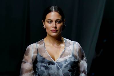 Ashley Graham Is Pregnant With Second Child, Shows Off Baby Bump - etcanada.com