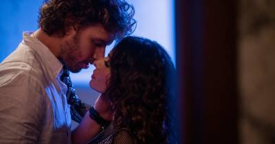 Sex/Life co-stars Sarah Shahi and Adam Demos's sizzling offscreen love affair - www.ok.co.uk