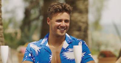 Love Island's Brad distracts viewers over fashion choice despite facing dumping - www.manchestereveningnews.co.uk